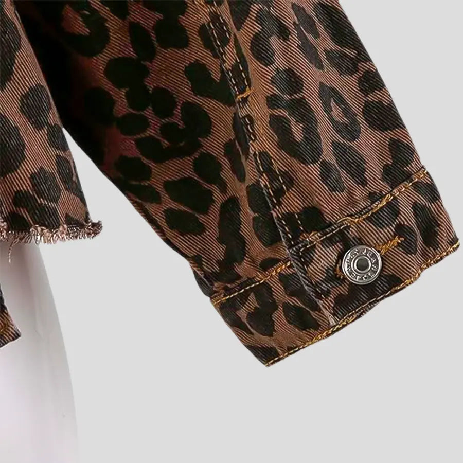 Leopard Print Denim Jacket™ | Bär Självförtroende med en Feminin Touch